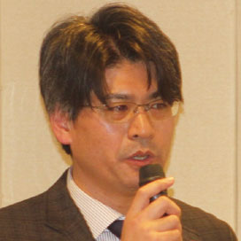 小岩圭一氏写真