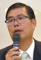 石渡氏