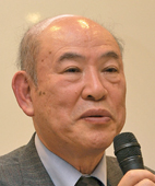 新井氏