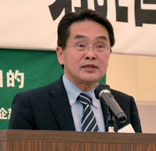 八木氏